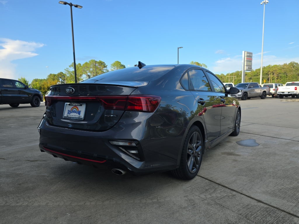 2021 Kia Forte GT-Line photo 9