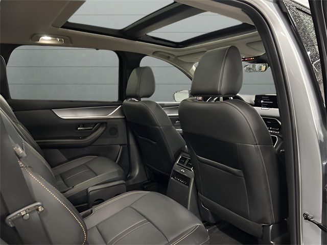 2025 Mazda CX-90 Premium photo 29