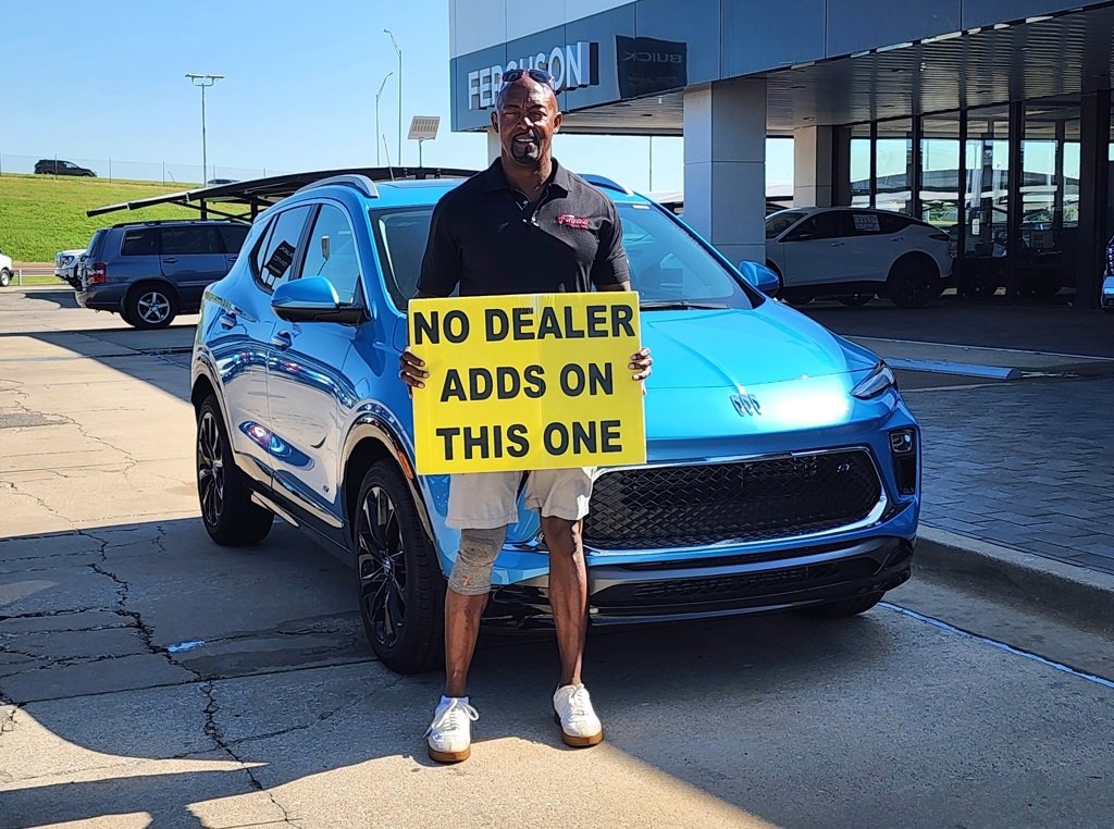 2026 Buick Encore GX Sport Touring's photo