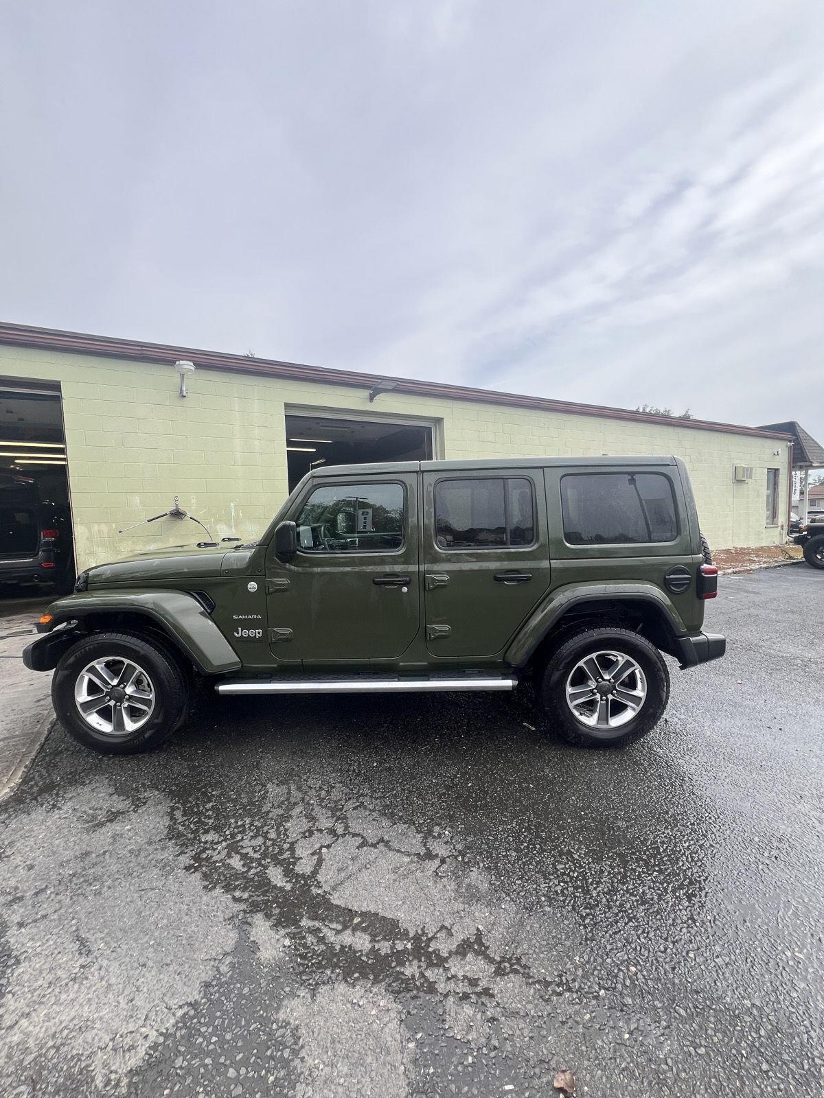 2021 Jeep Wrangler Unlimited Sahara photo 4