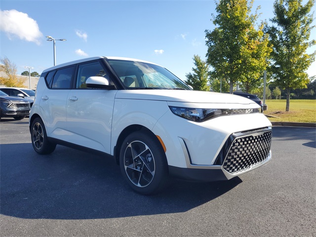2025 Kia Soul EX photo 3