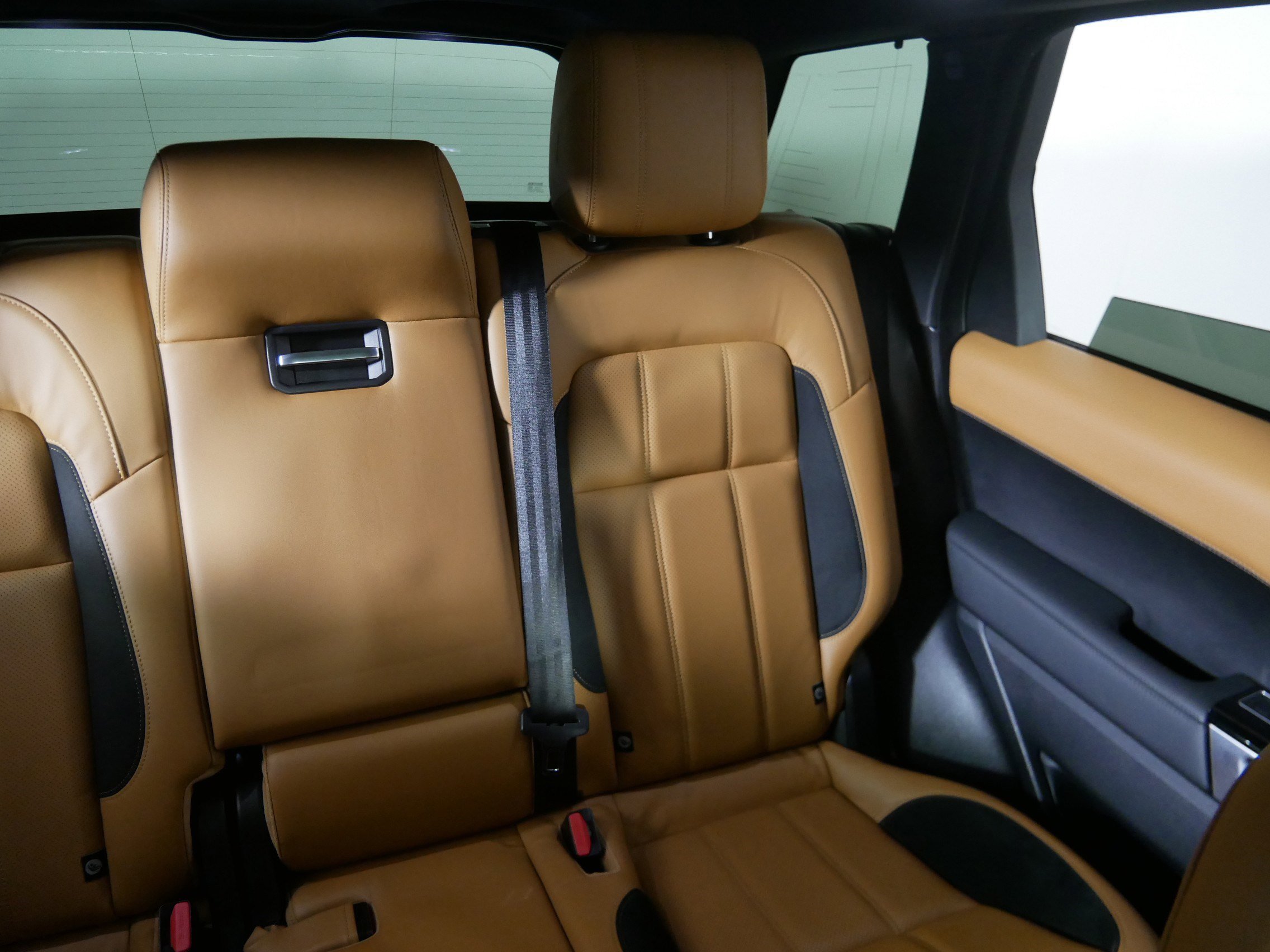 2021 Land Rover Range Rover Sport HSE Dynamic photo 13