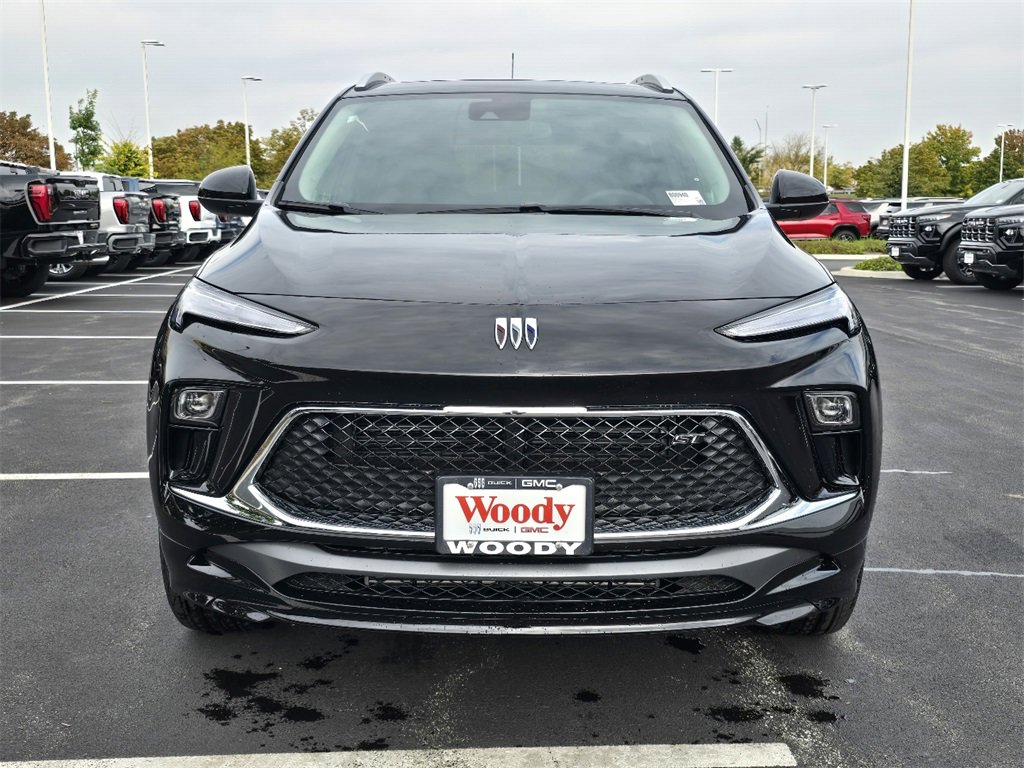 2026 Buick Encore GX Sport Touring photo 2