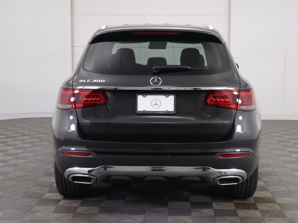 2022 Mercedes Benz GLC 300 photo 5