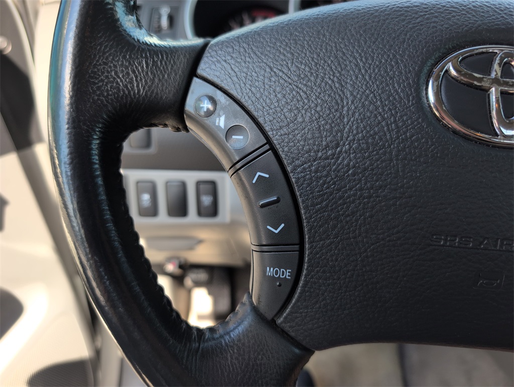 2010 Toyota Tacoma PreRunner photo 13