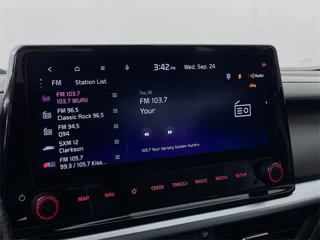 2023 Kia Forte GT-Line photo 17