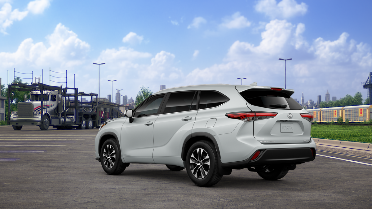 2025 Toyota Highlander XLE XSE Platinum Limited photo 6