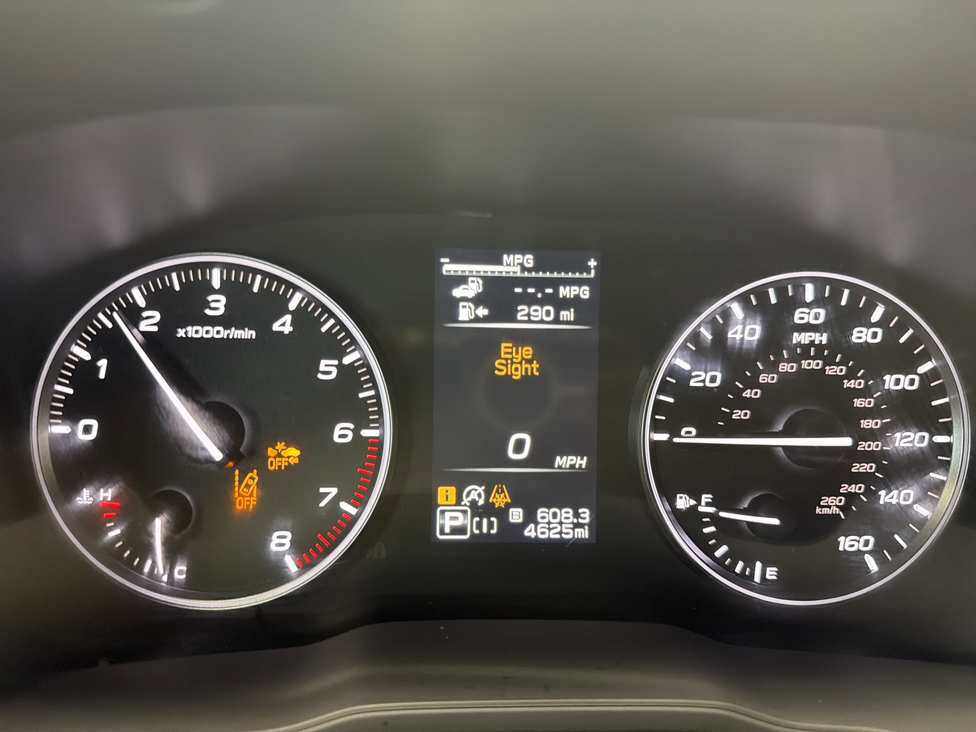 2025 Subaru Forester Premium Base photo 4