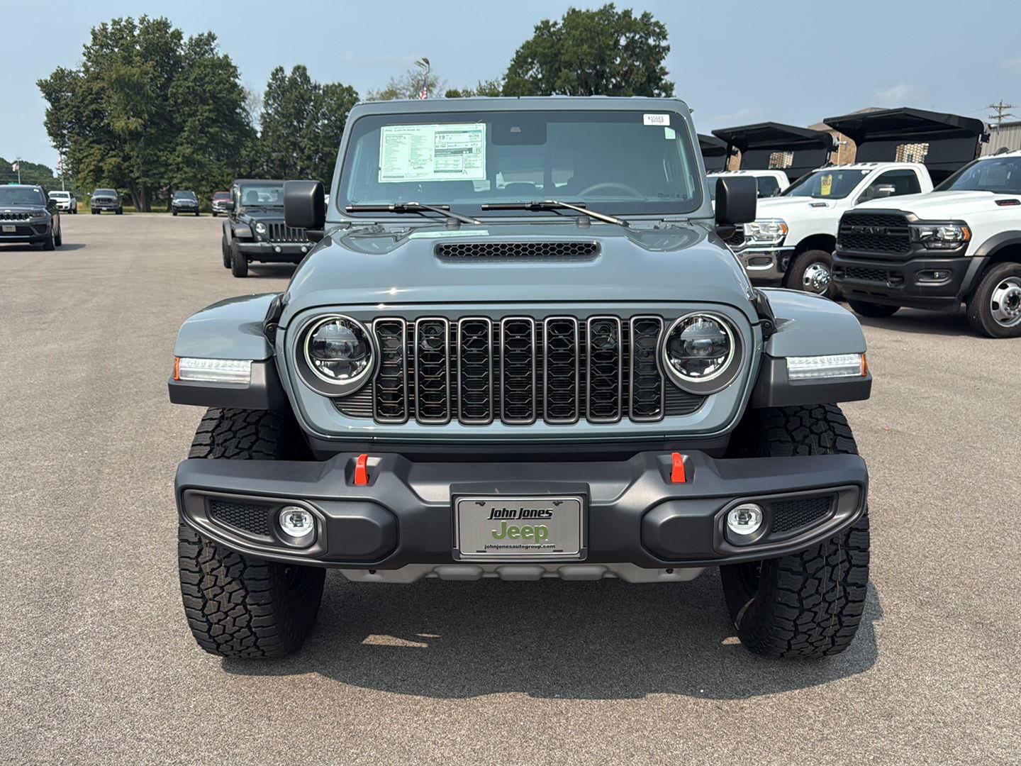 2025 Jeep Gladiator Mojave photo 11