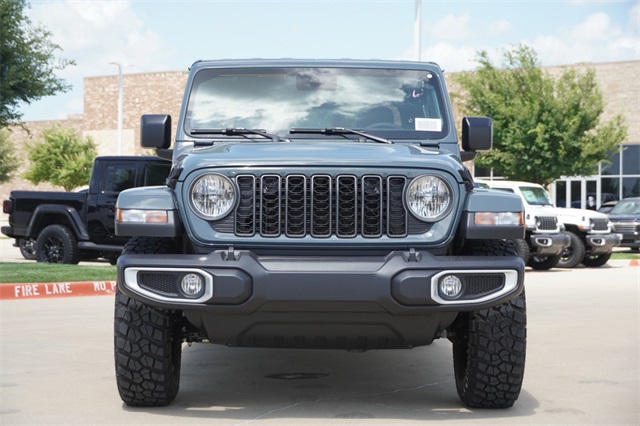 2025 Jeep Gladiator Sport Texas Trail photo 2