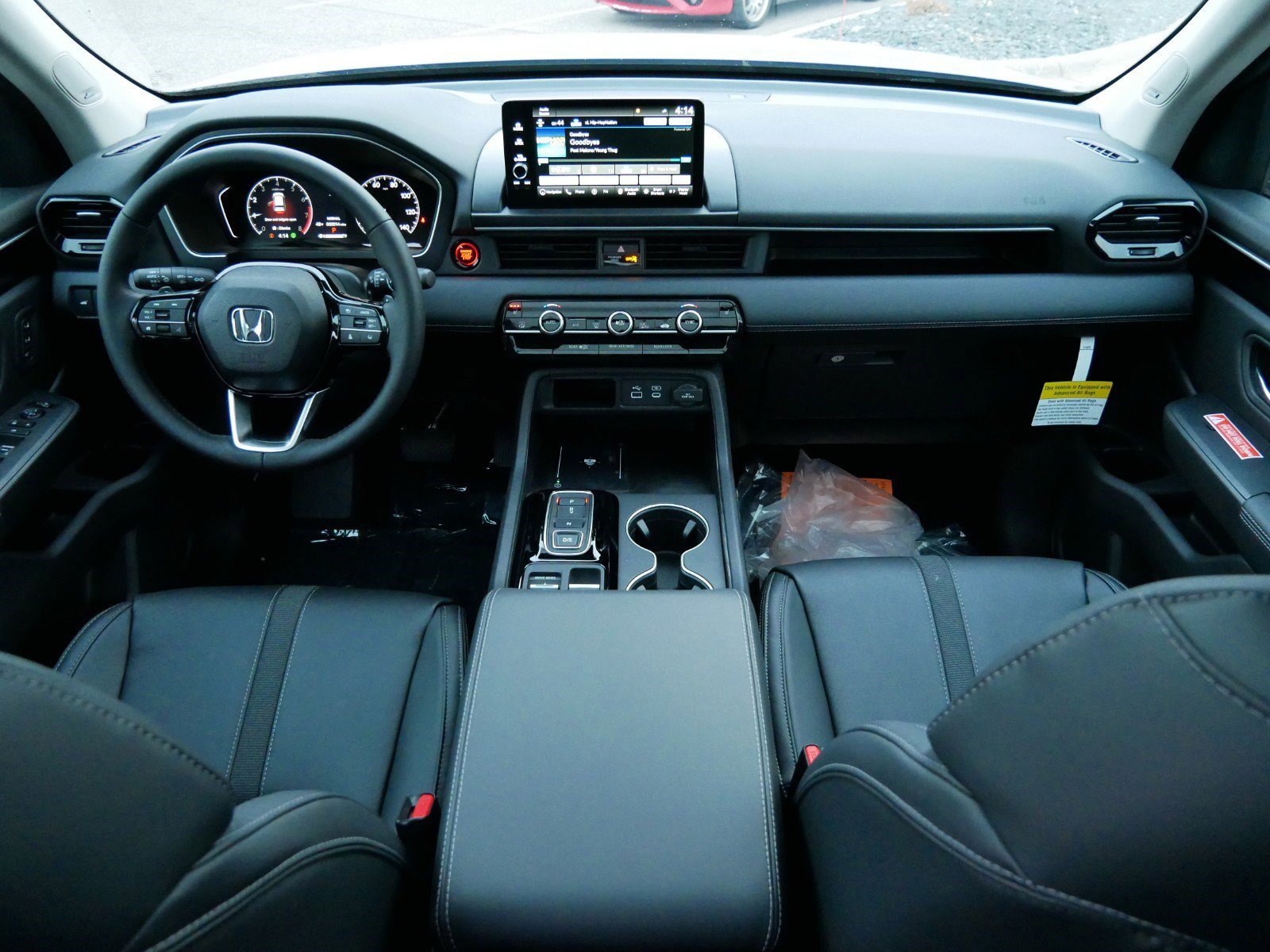 2025 Honda Pilot Touring photo 10