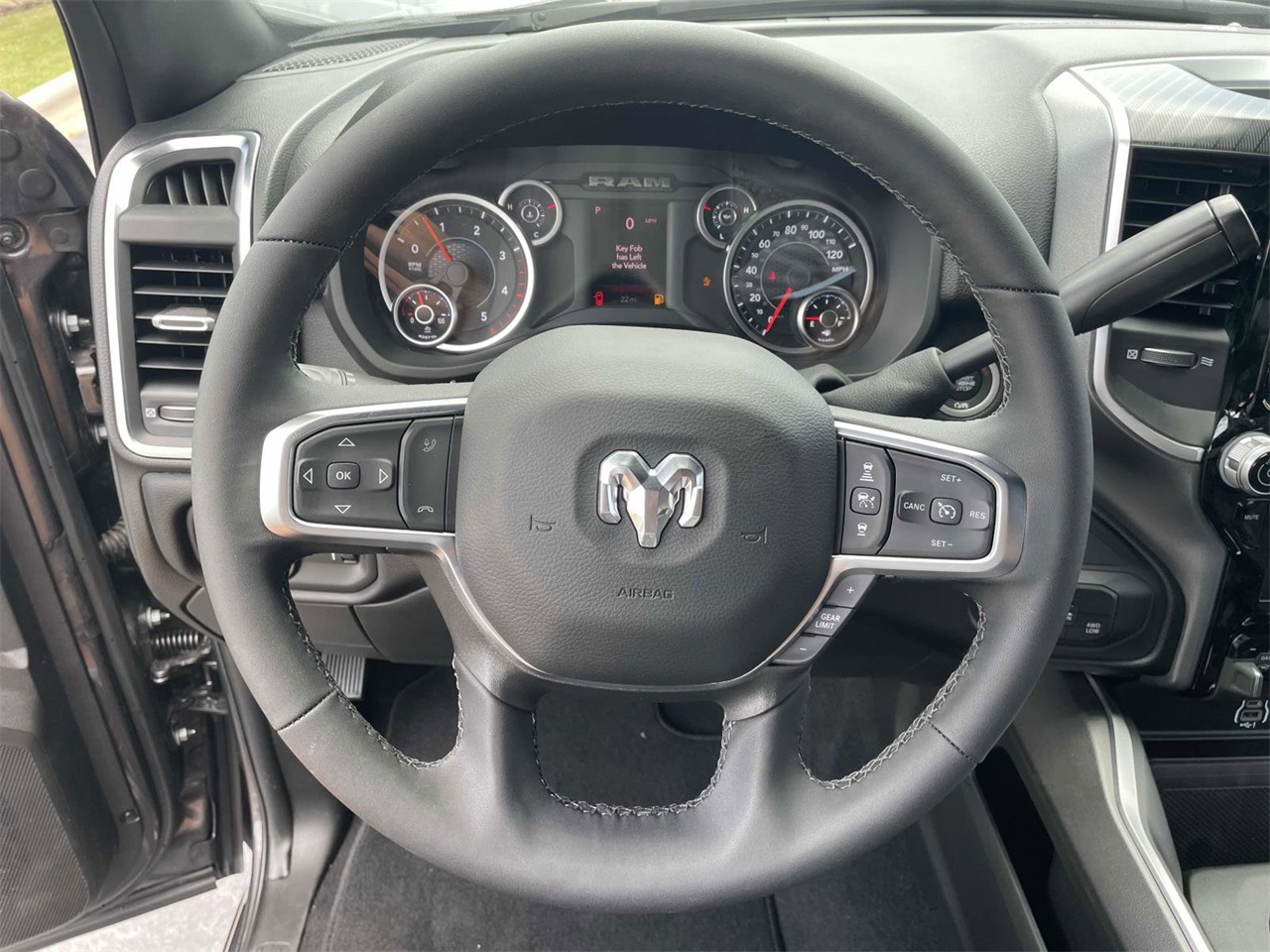 2025 Ram 2500 Big Horn photo 29