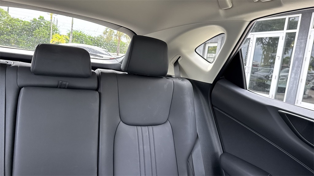 2022 Lexus NX 350 photo 19