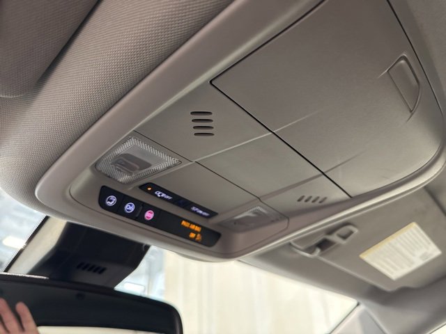2023 Gmc Terrain SLE photo 22