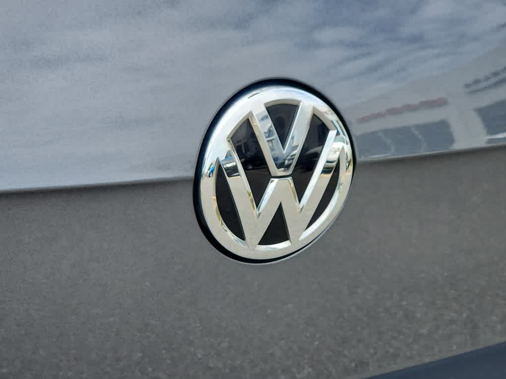 2021 Volkswagen Golf TSI photo 20