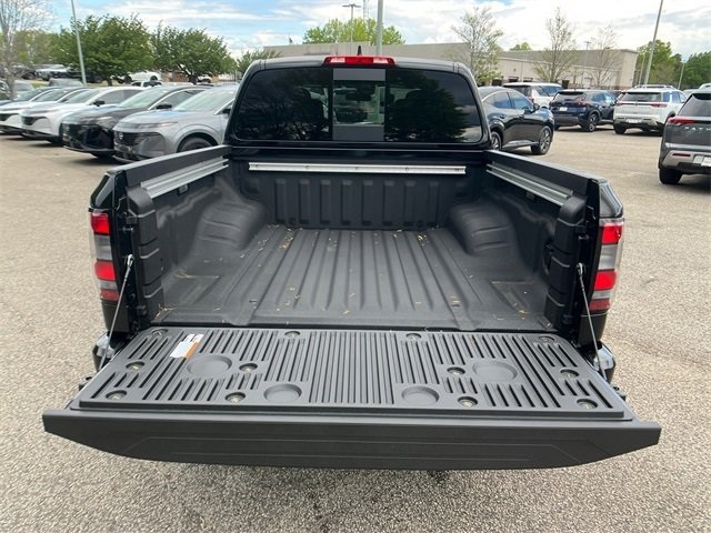 2025 Nissan Frontier PRO-4X photo 17