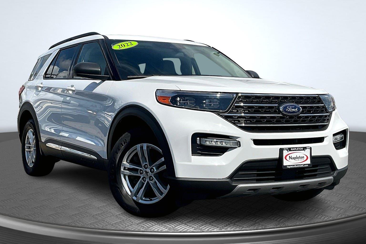 2022 Ford Explorer XLT photo 10