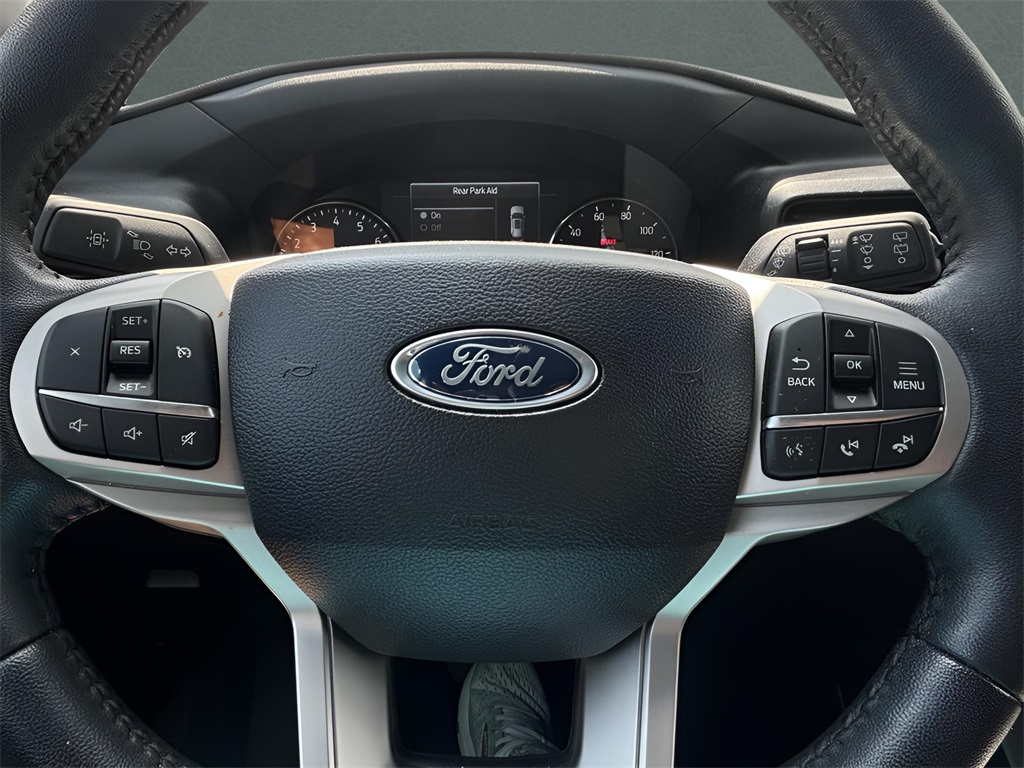 2023 Ford Explorer XLT photo 27