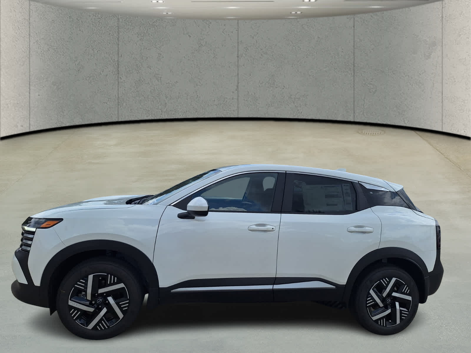 2025 Nissan Kicks SV photo 2