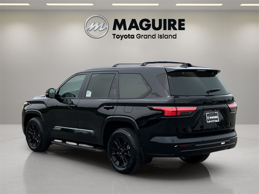 2025 Toyota Sequoia Platinum photo 4