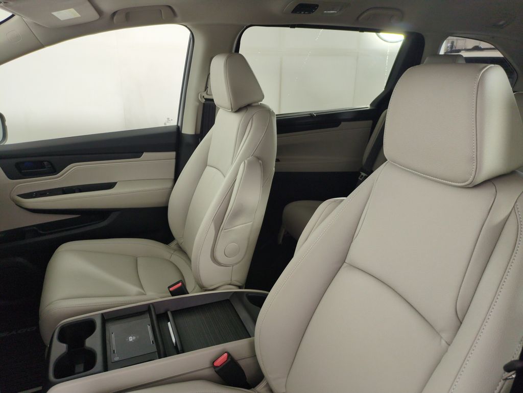 2026 Honda Odyssey EX-L photo 8
