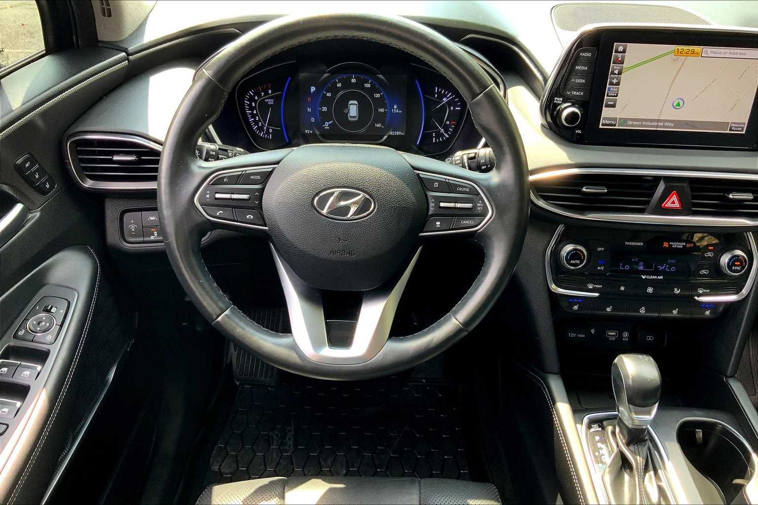 2020 Hyundai Santa Fe Limited photo 2
