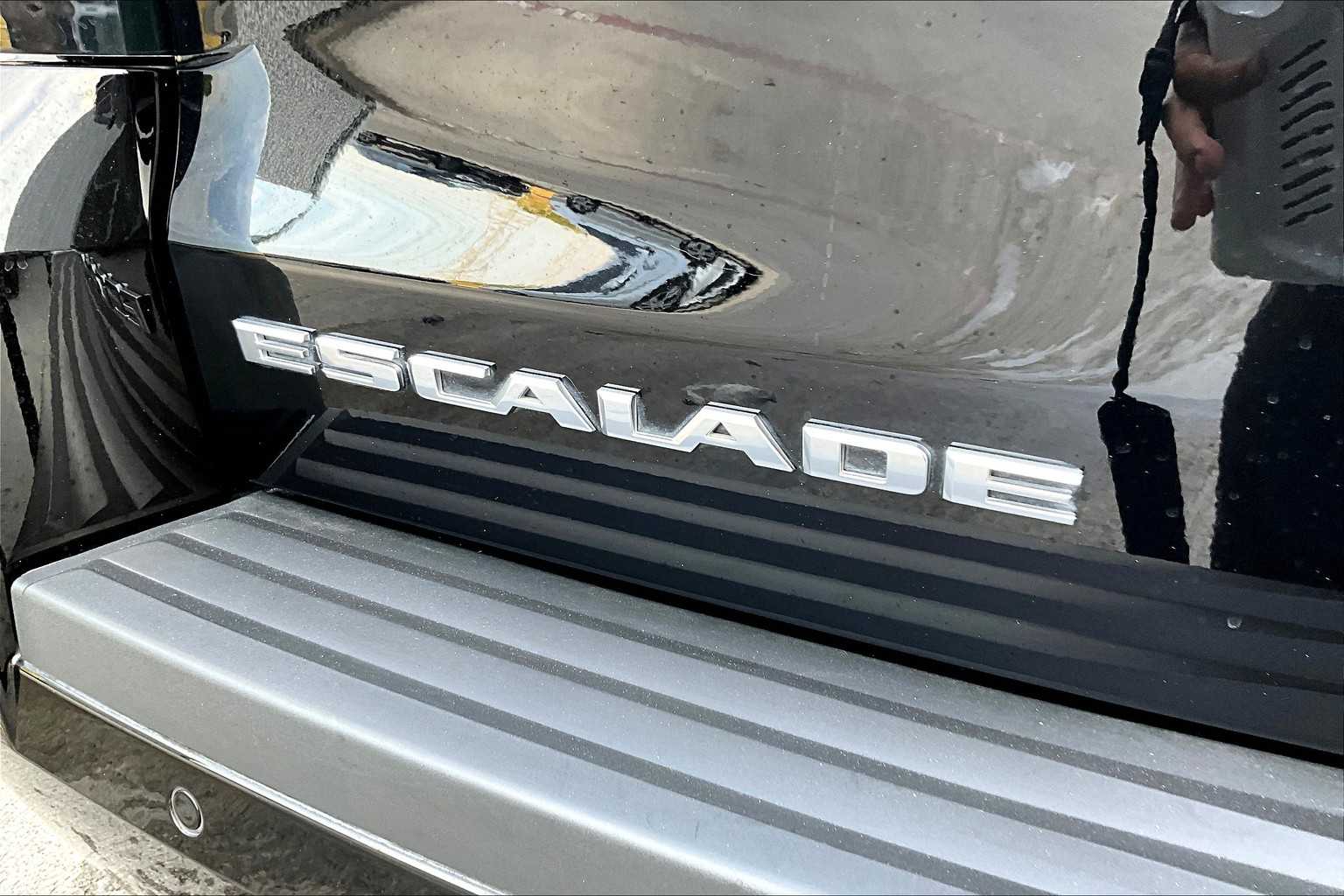 2020 Cadillac Escalade Platinum photo 27