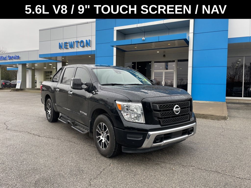 2021 Nissan Titan SV's photo