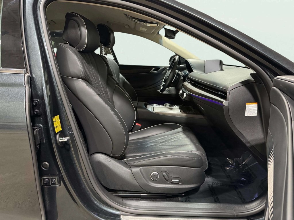 2023 Genesis GV80 photo 25