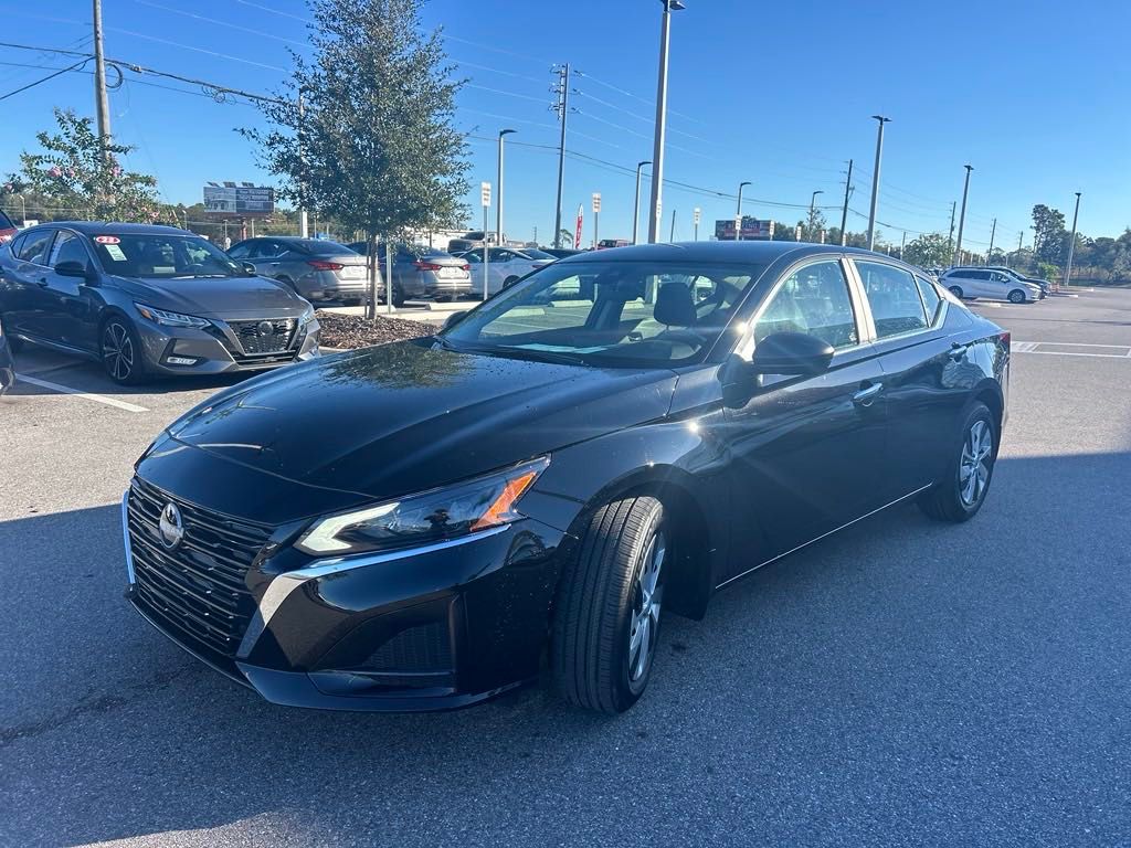 2025 Nissan Altima 2.5 S photo 3