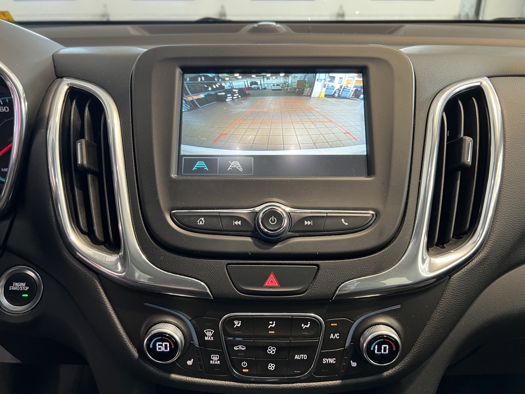 2018 Chevrolet Equinox LT photo 22