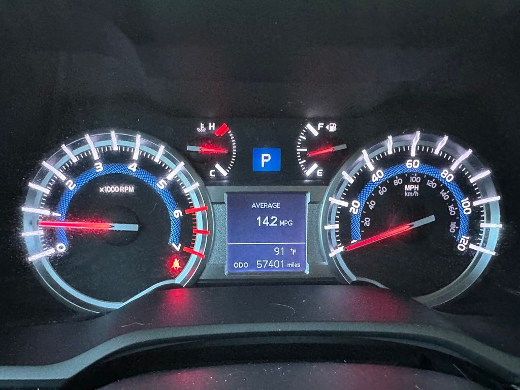 2019 Toyota 4Runner SR5 photo 13