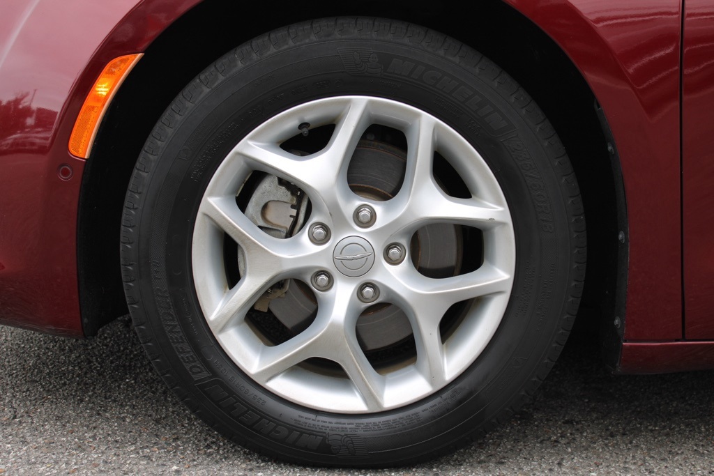 2017 Chrysler Pacifica Touring Plus photo 13