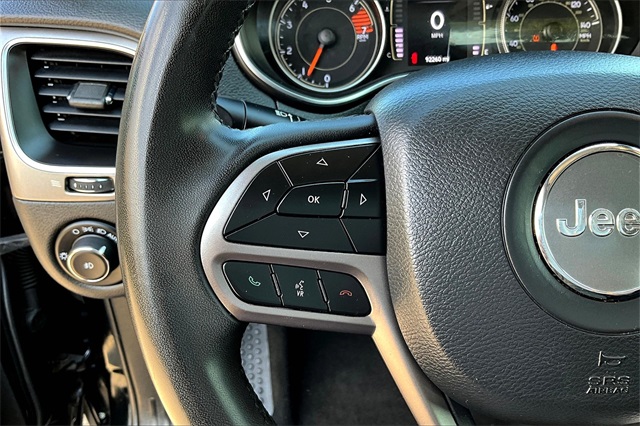 2020 Jeep Cherokee Latitude photo 10