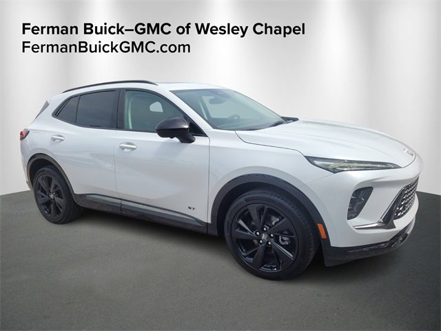 2025 Buick Envision Sport Touring's photo