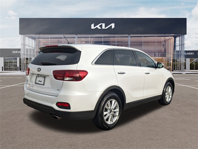 2019 Kia Sorento LX photo 2
