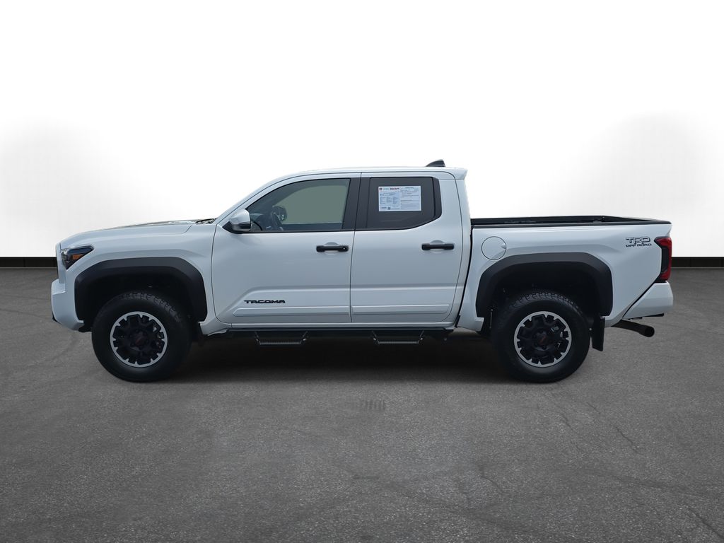 2024 Toyota Tacoma TRD Off-Road photo 8