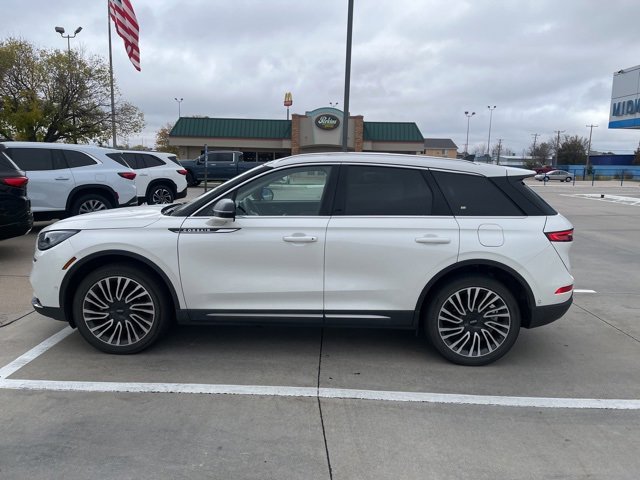 2022 Lincoln Corsair Reserve photo 3