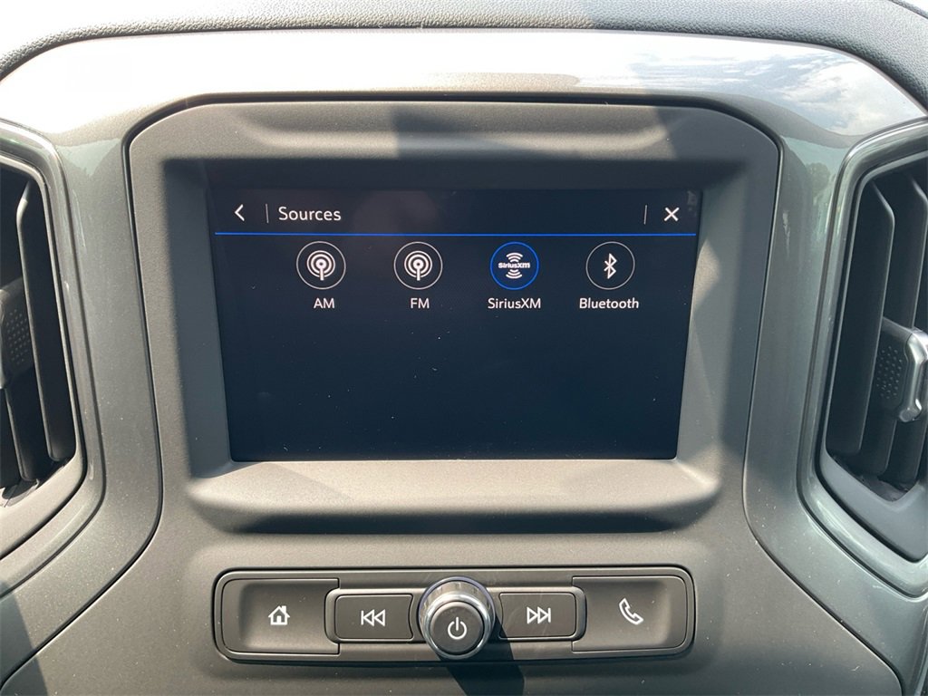2025 Chevrolet Silverado 1500 Custom photo 19