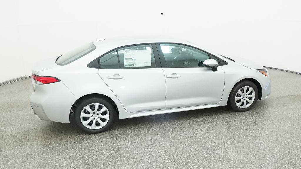 2025 Toyota Corolla LE photo 23