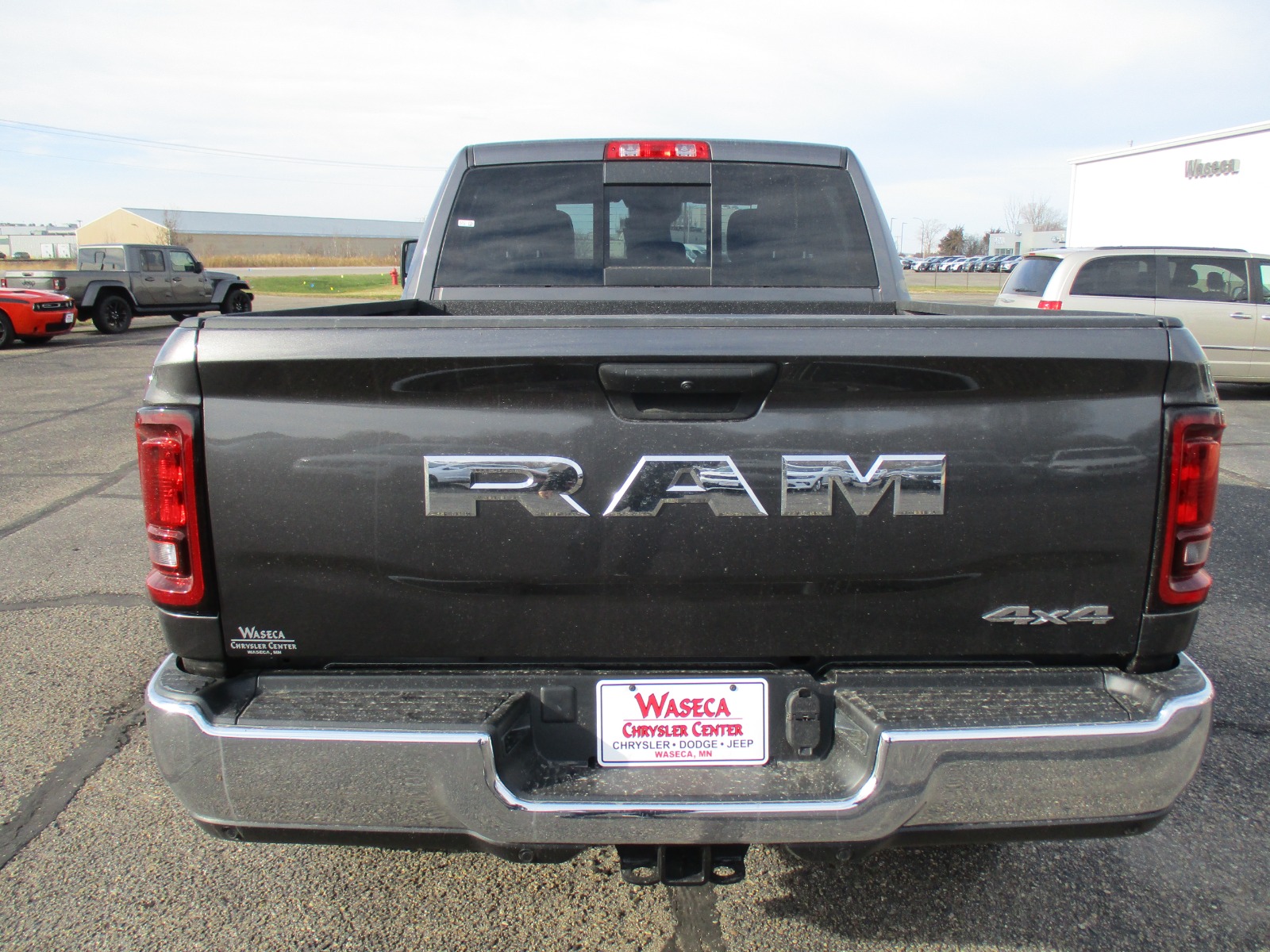 2026 Ram 2500 Tradesman photo 4