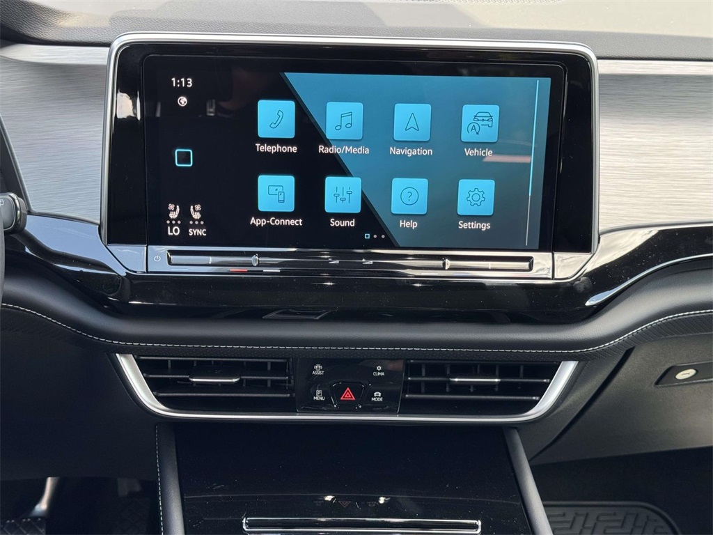 2026 Volkswagen Atlas Cross Sport SE Technology photo 16