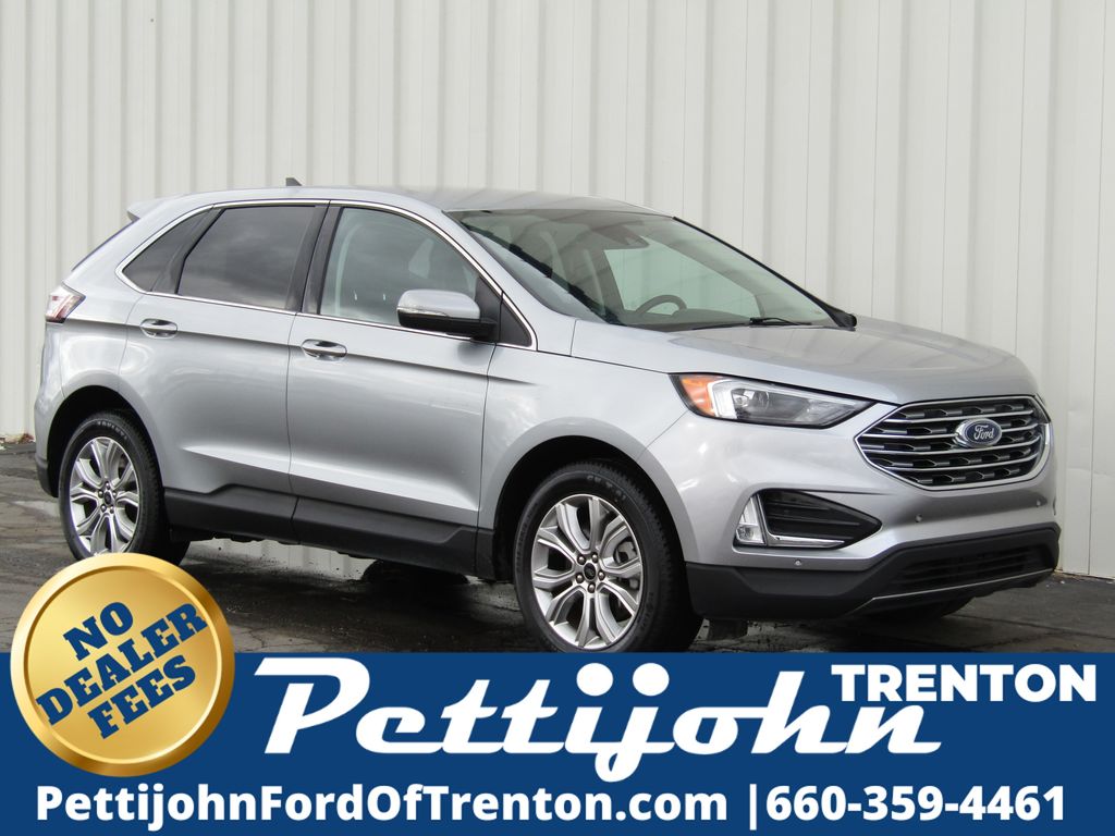 2024 Ford Edge Titanium's photo