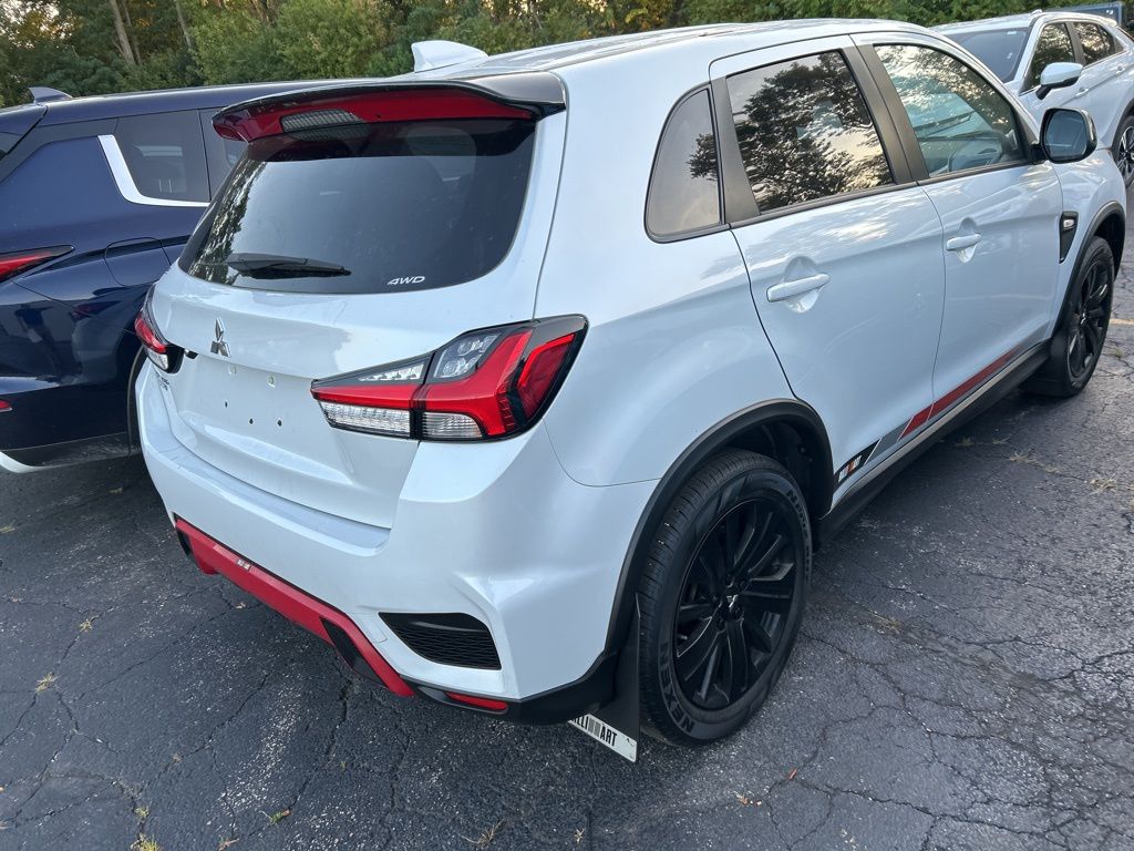 2023 Mitsubishi Outlander Sport ES LE SE photo 3