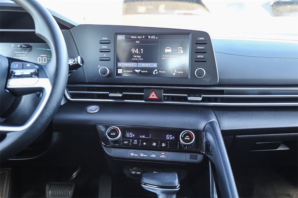 2025 Hyundai Elantra Blue SEL Sport photo 14