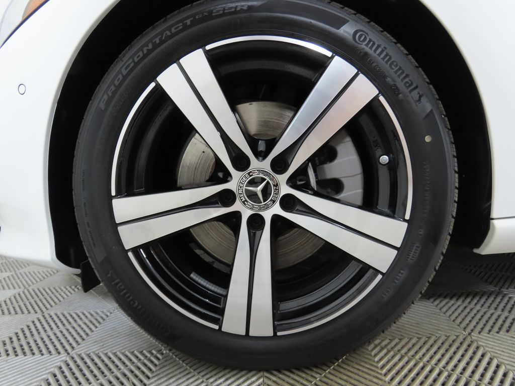 2025 Mercedes Benz C 300 photo 3