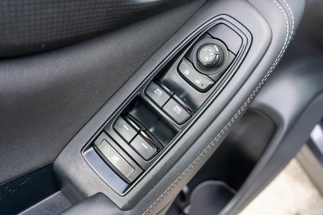 2021 Subaru Forester Premium photo 13