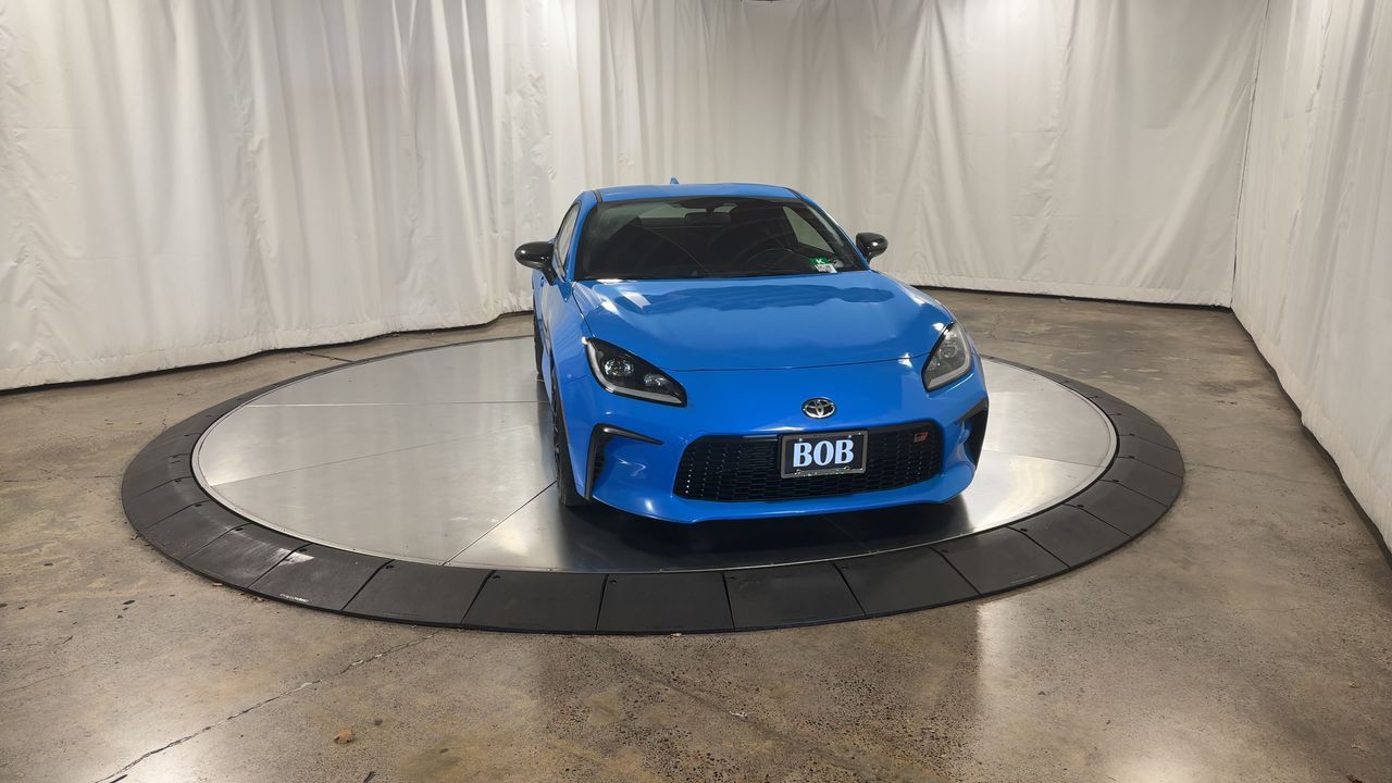 2023 Toyota GR86 Base photo 4