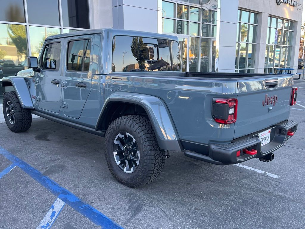 2025 Jeep Gladiator Rubicon photo 3