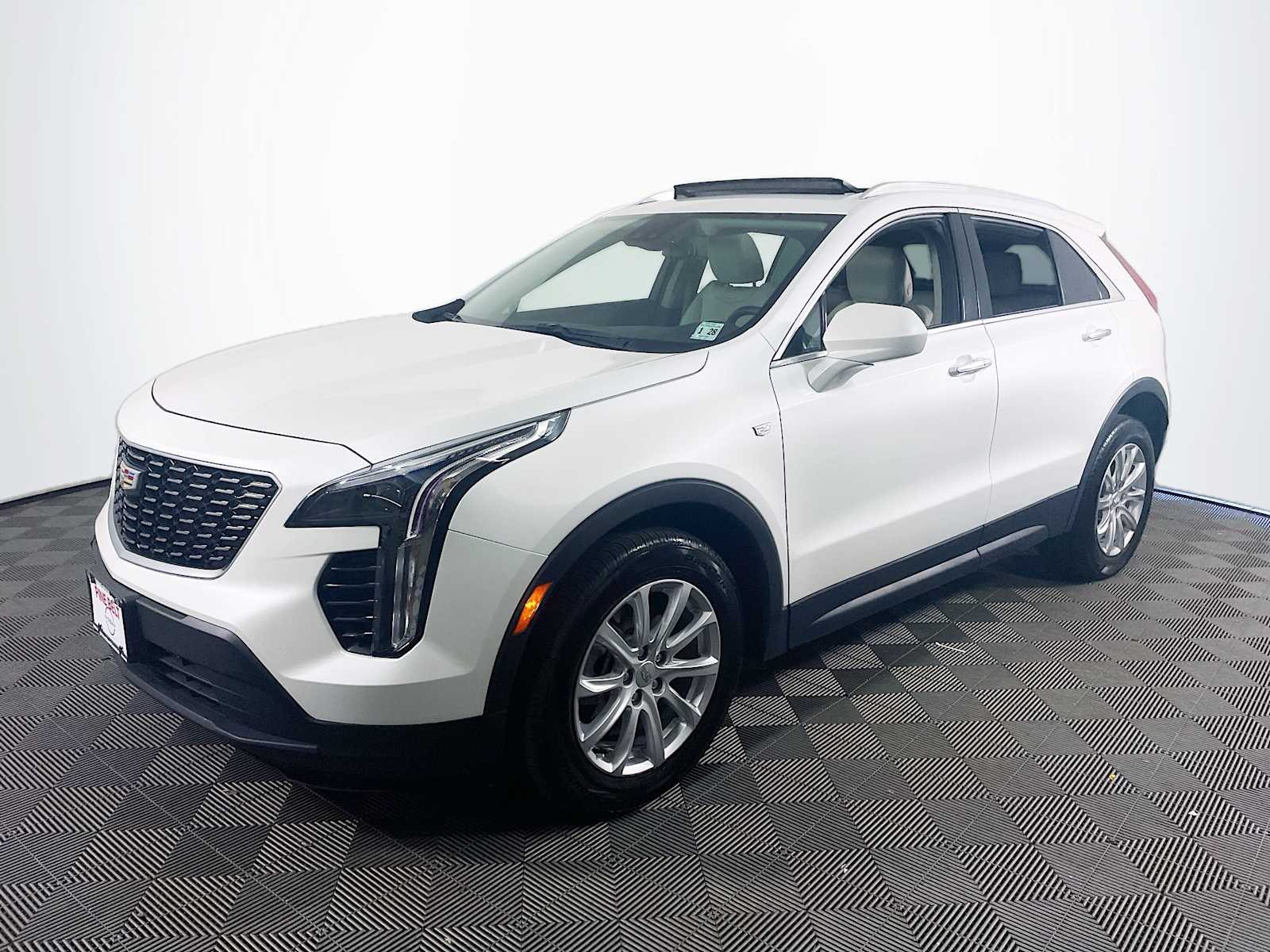 2023 Cadillac XT4 Luxury's photo